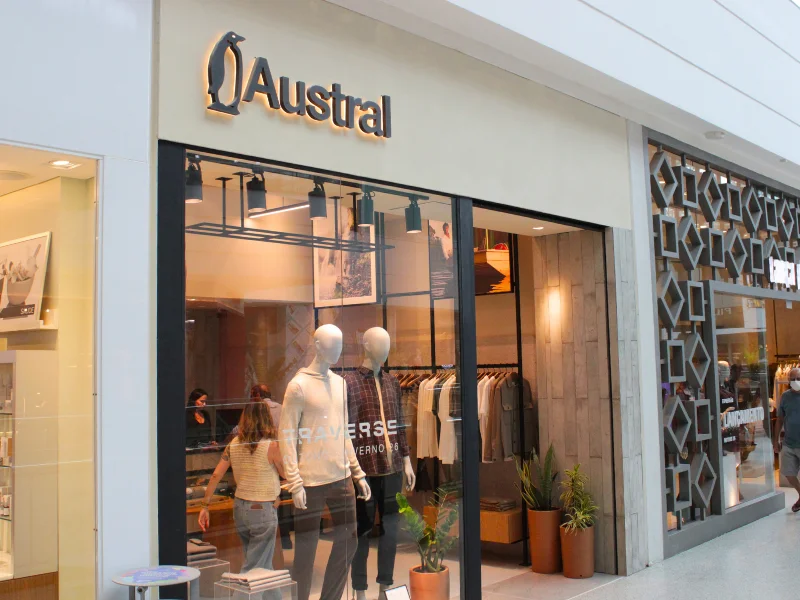 Austral inaugura no RioMar Recife
