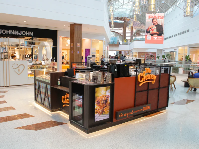 Mr. Cheney inaugura no RioMar Recife
