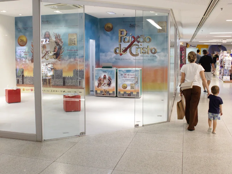 Paixão de Cristo de Nova Jerusalém com venda de ingressos no RioMar Recife