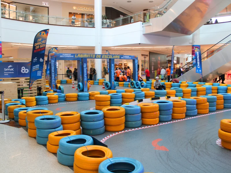 Senac PE celebra 80 anos no RioMar Recife com Circuito de Kart e mais