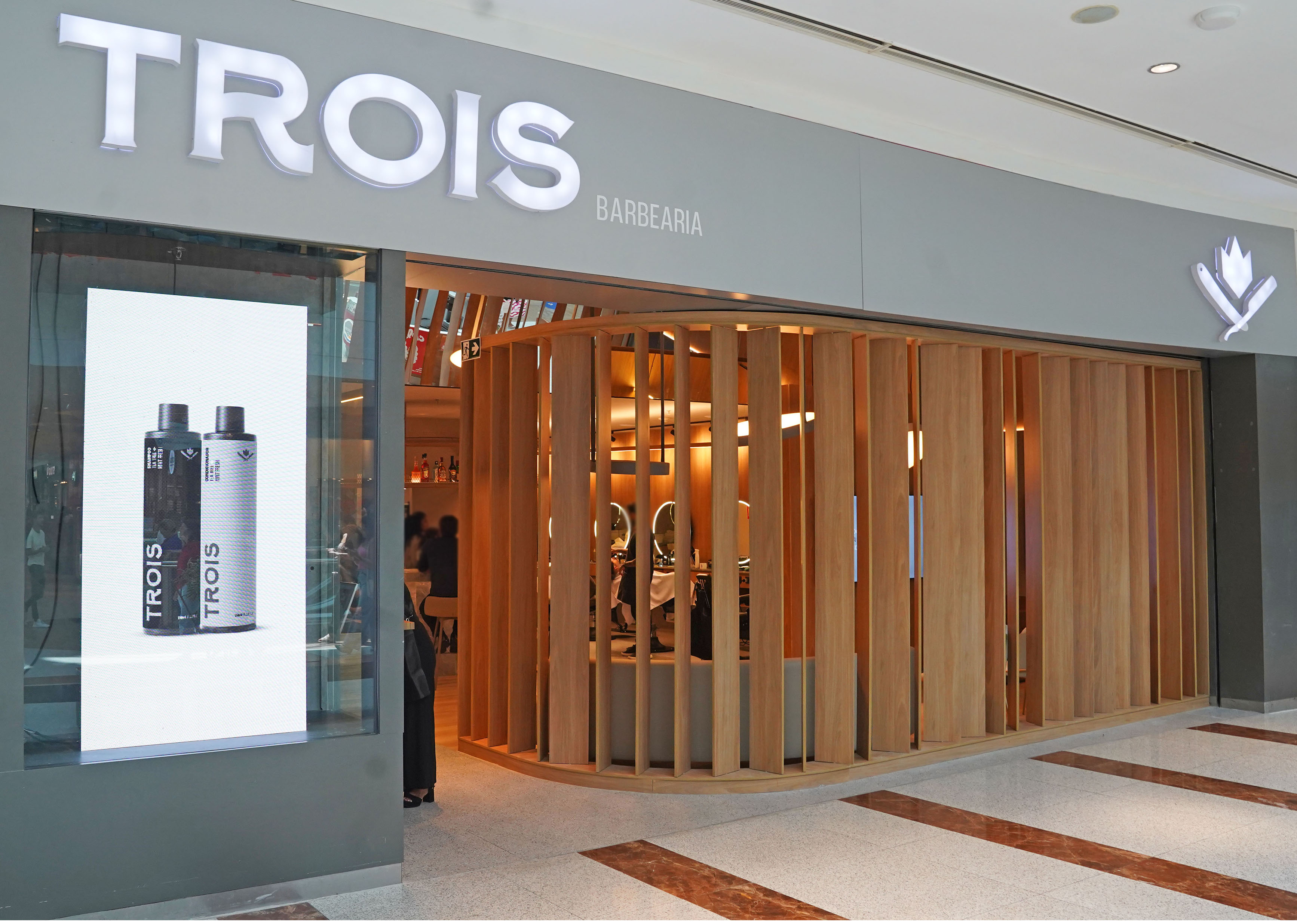 TROIS BARBEARIA